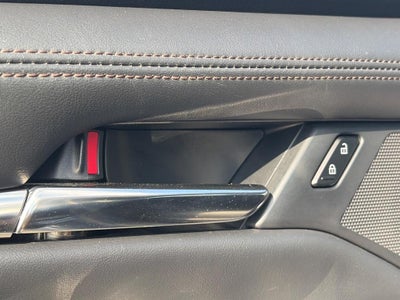 2022 Mazda Mazda3 Hatchback Preferred Auto FWD