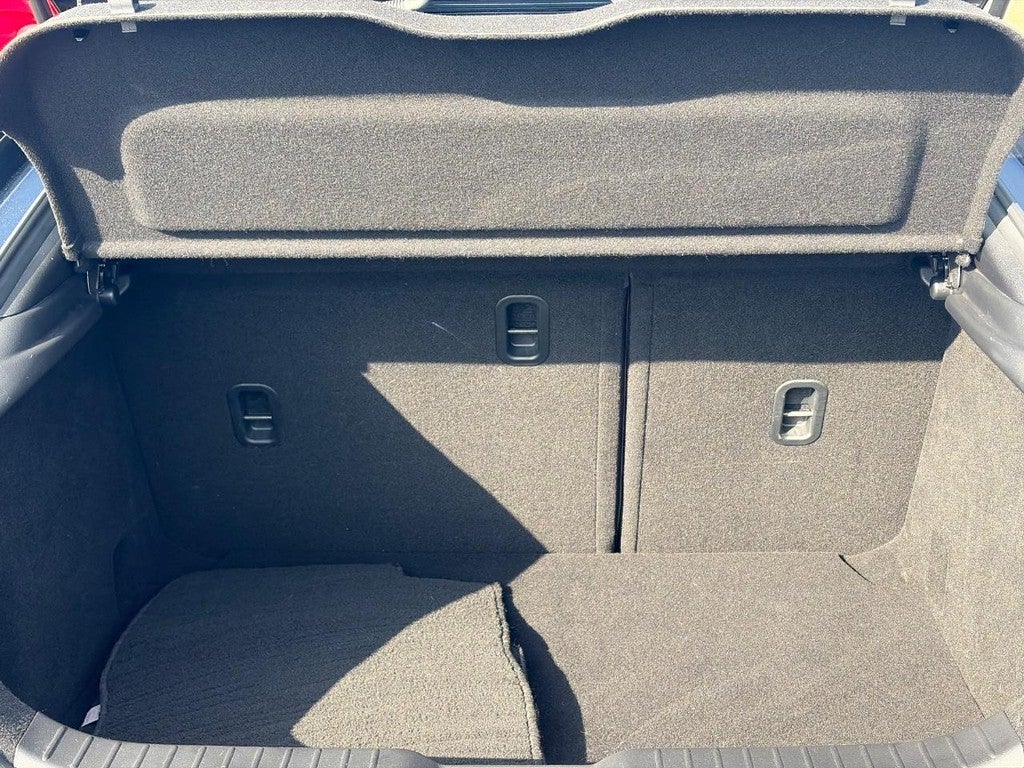 2022 Mazda Mazda3 Hatchback Preferred Auto FWD