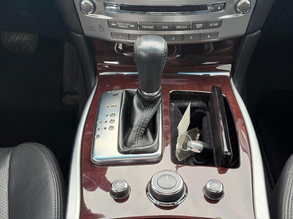 2017 INFINITI Q70L 3.7 AWD