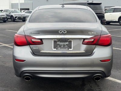 2017 INFINITI Q70L 3.7 AWD