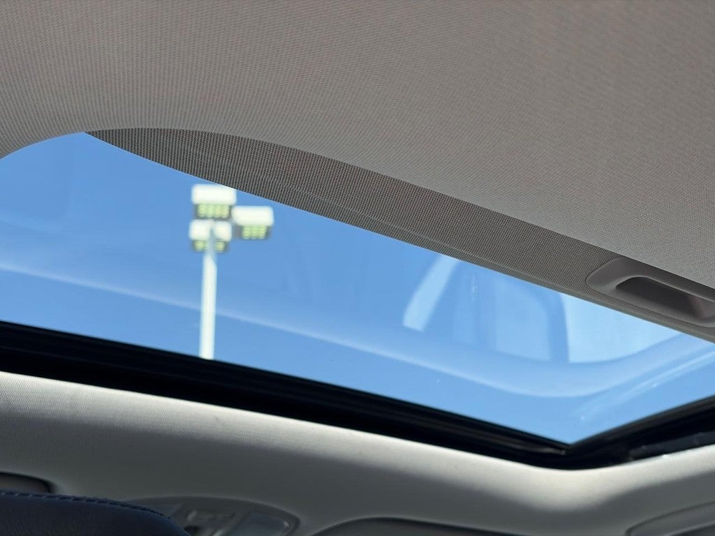 2023 Hyundai Kona Limited DCT AWD