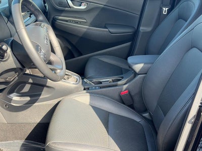 2023 Hyundai Kona Limited DCT AWD