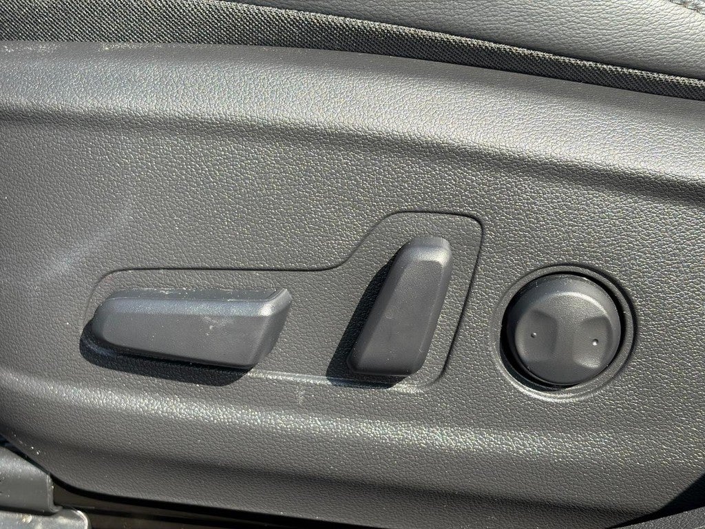 2023 Hyundai Kona Limited DCT AWD