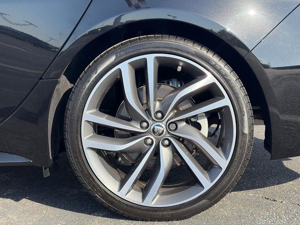 2024 Jaguar XF R-Dynamic SE Sedan AWD