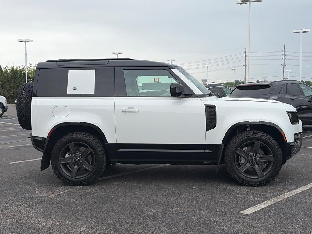 2022 Land Rover Defender 90 X-Dynamic S AWD