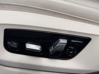 2021 BMW 5 Series M550i xDrive Sedan