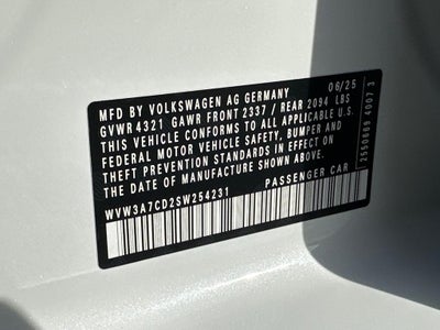 2025 Volkswagen Golf GTI 2.0T SE DSG