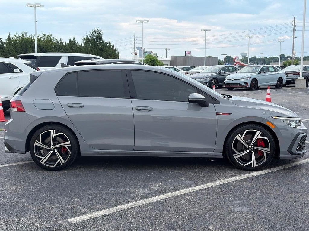 2024 Volkswagen Golf GTI 2.0T SE DSG