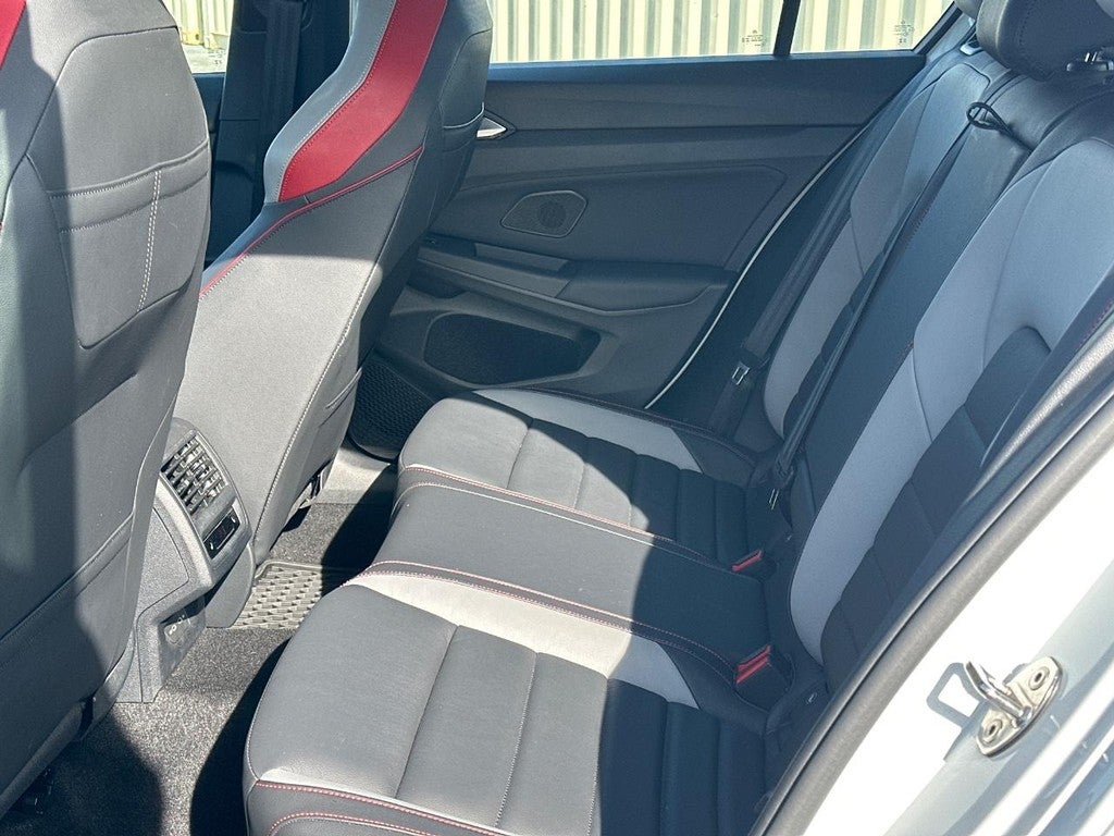 2024 Volkswagen Golf GTI 2.0T Autobahn DSG