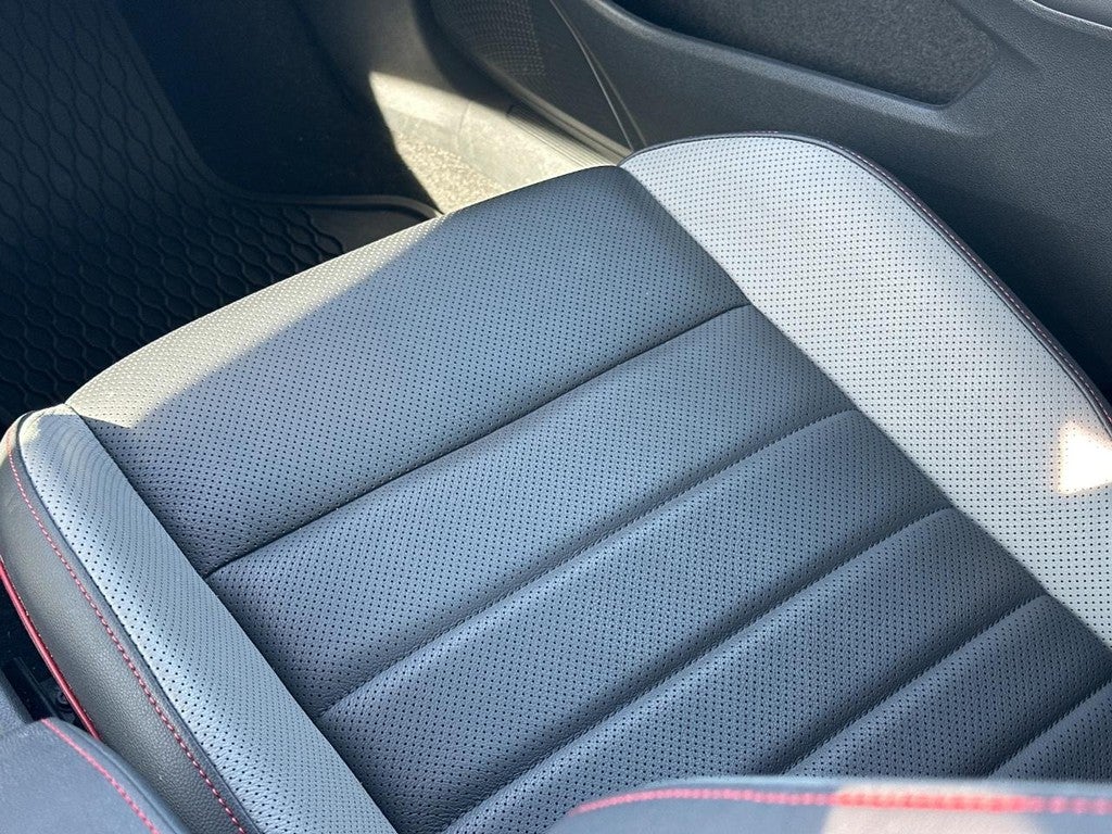 2024 Volkswagen Golf GTI 2.0T Autobahn DSG