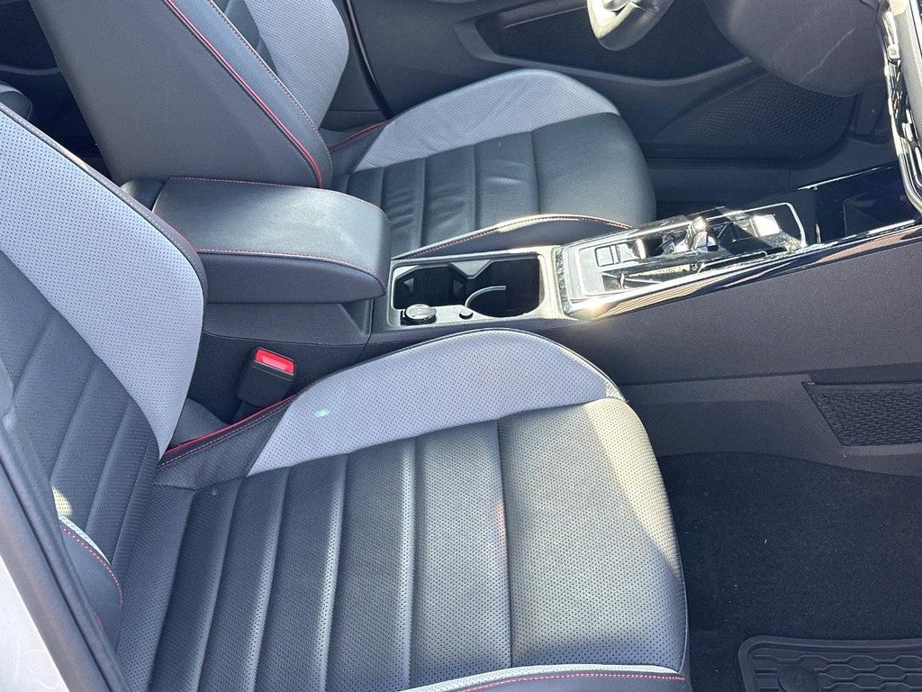 2024 Volkswagen Golf GTI 2.0T Autobahn DSG