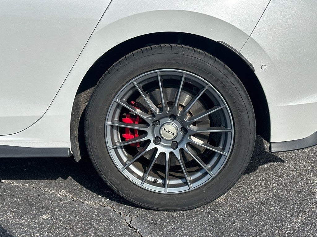 2024 Volkswagen Golf GTI 2.0T Autobahn DSG