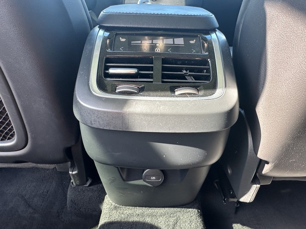 2023 Volvo XC90 B6 AWD Ultimate 7P