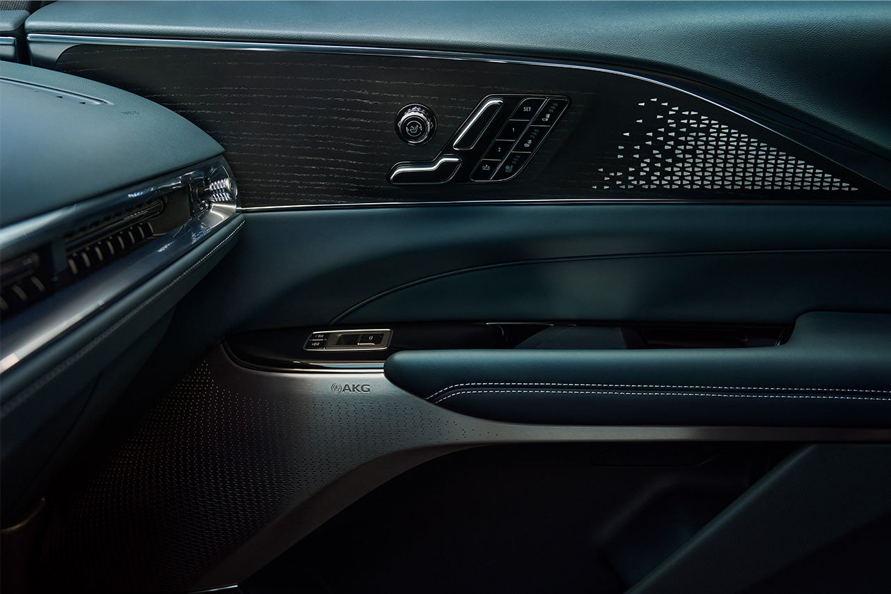 Bommarito Cadillac in Saint Peters MO